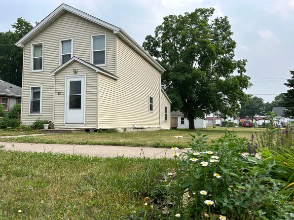 813 N 6th St, Lake City, MN 55041