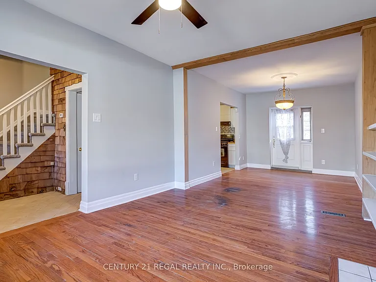 184 Maplewood Ave — Photo 7
