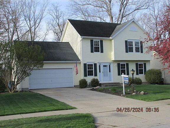 2nd image of 2364 Yorktown Dr SE