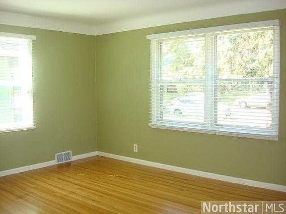3rd image of 749 1st Ave S