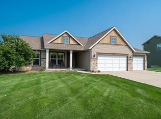 7327 Waterline Dr, Allendale, MI 49401