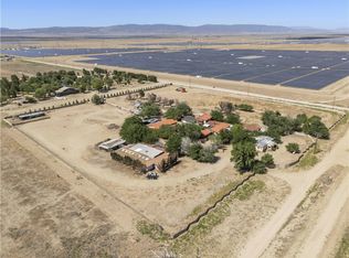 15374 Gaskell Rd, Rosamond, CA 93560