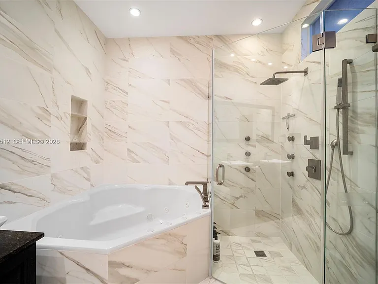 317 Poinciana Dr #807 — Photo 24