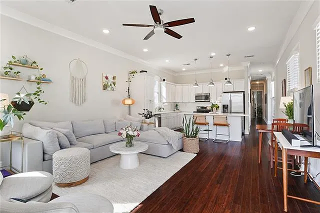 8916 Cohn St — Photo 3