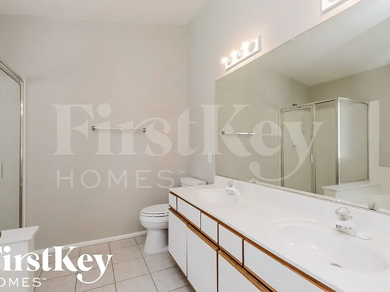 20442 N 38th Dr — Photo 14