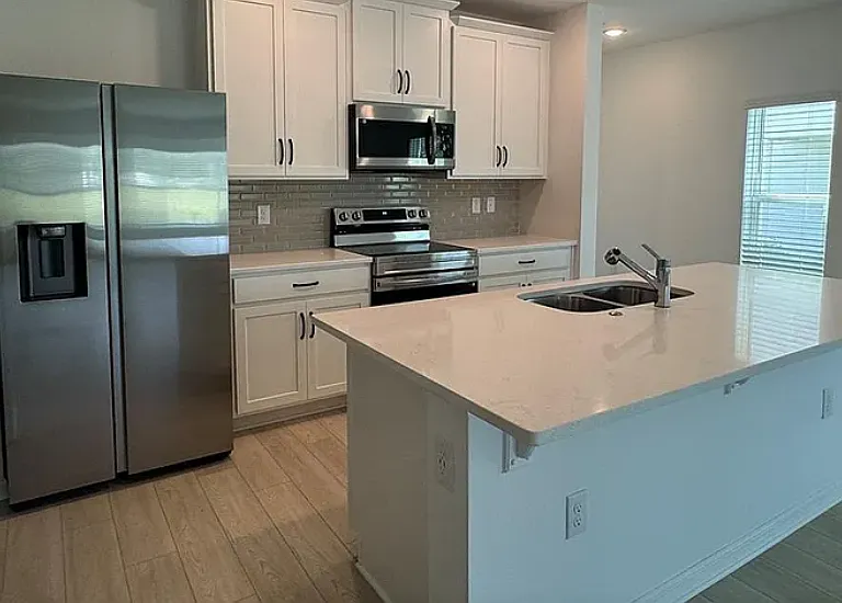 266 Thompson Village Ave — Photo 2