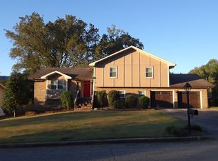 611 Valley Bridge Rd, Chattanooga, TN 37415