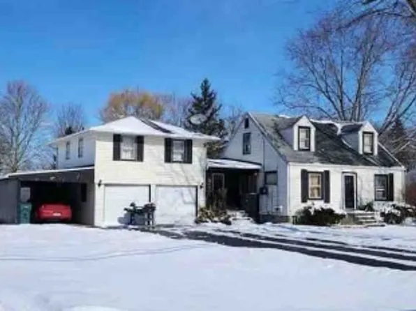 2469 Sylvan Pl, Niagara Falls, NY 14304