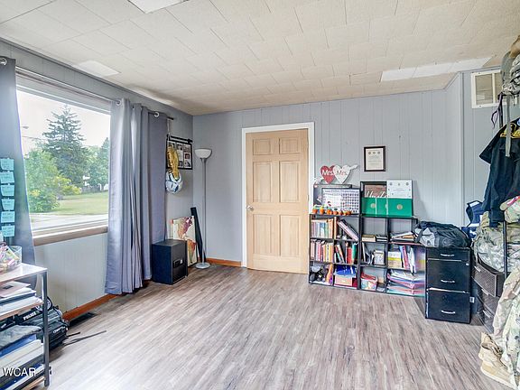 4th image of 110 Spencer Dr