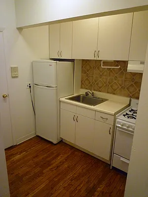 Rented by Authentic Realty | media 11