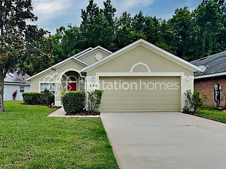 586 Coral Trace Blvd — Photo 1