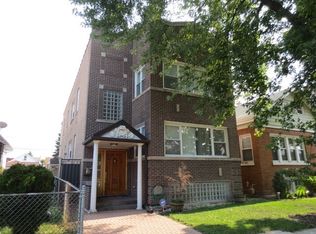 4907 W Roscoe St, Chicago, IL 60641