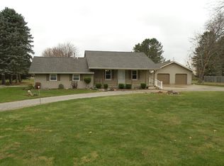 4246 S Durand Rd, Durand, MI 48429