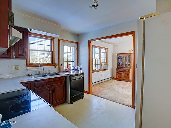 3rd image of 1 Belmar Ave