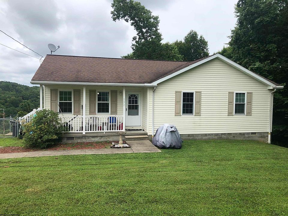 1st image of 131 Sunny Acres Dr