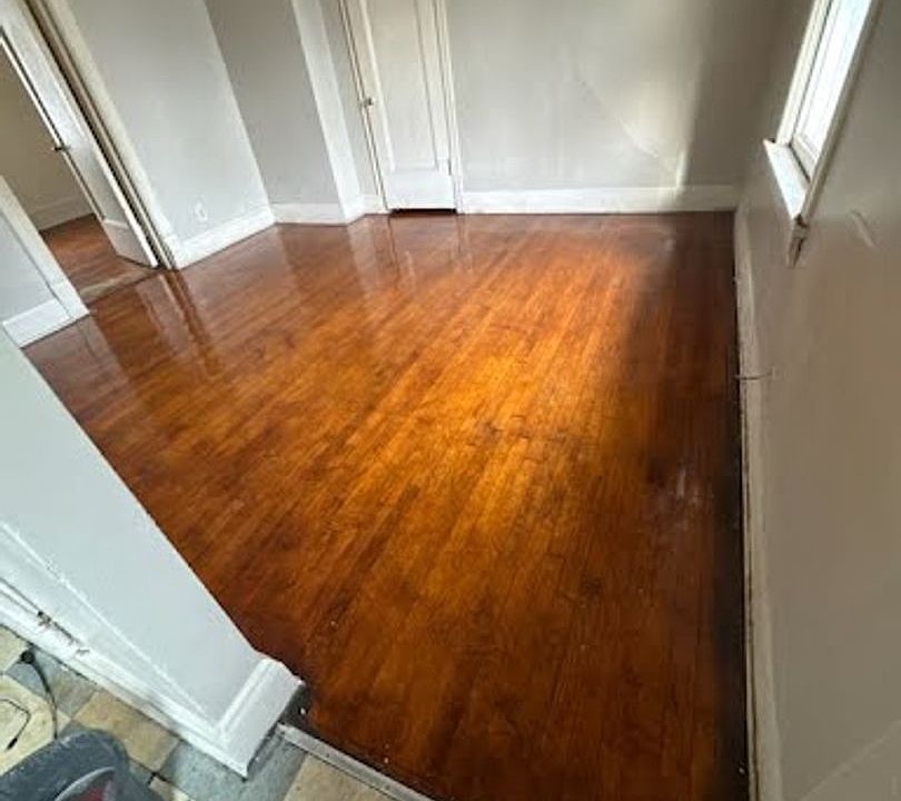 1st image of 2903-2905 W Pierce St #2905-A