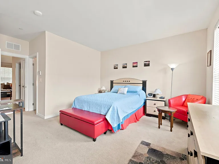 4437 Driftwood Dr — Photo 19