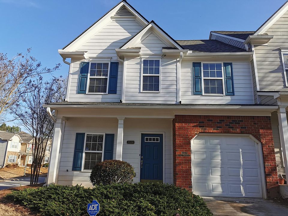 1st image of 2328 Suwanee Pointe Dr