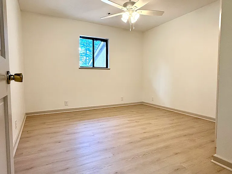 1915 Waldens Edge Way #1915 — Photo 5