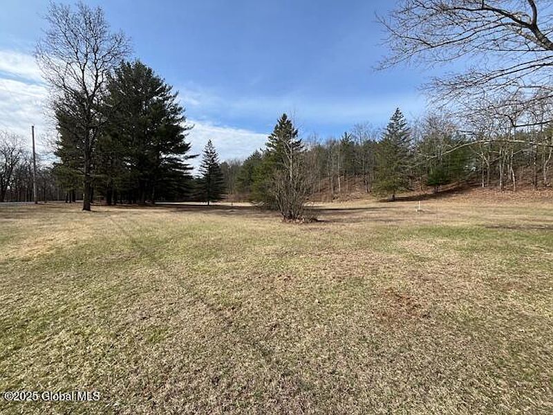 3rd image of 629 Valley Road