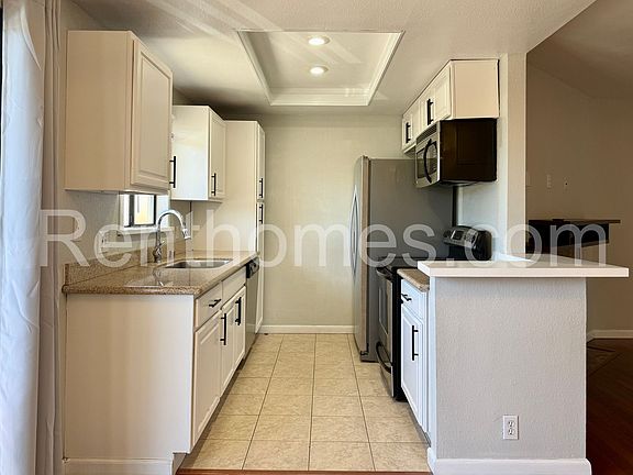 2nd image of 4412 Arizona St APT 7