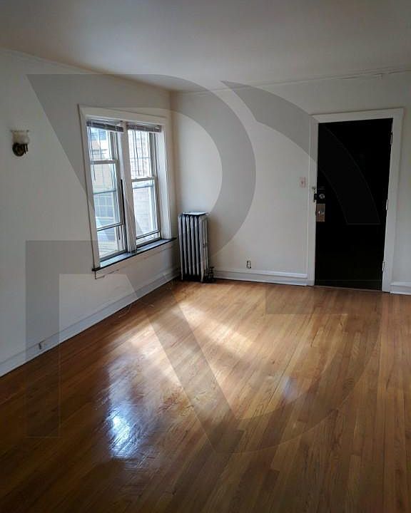 1st image of 2100 W Ainslie St #A2108w2
