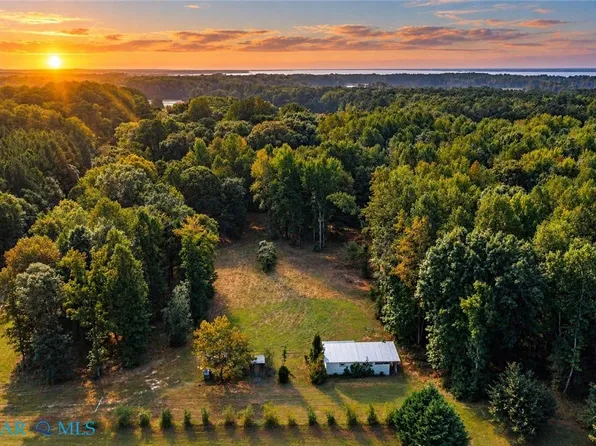Norwood Church Rd, Lancaster, VA 22503