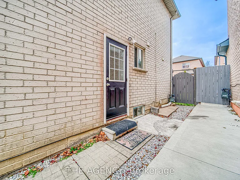 48 Chiara Dr #MAIN — Photo 25
