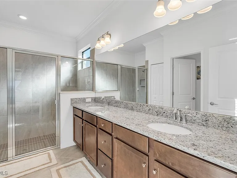 14650 Cantabria Dr — Photo 24