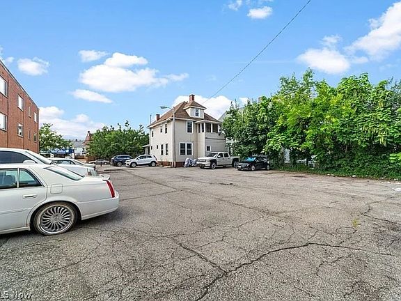4th image of 12913 Larchmere Blvd