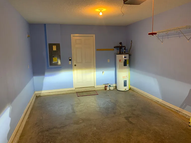 187 Crete Ct — Photo 20