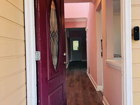 2nd image of 563 Crestridge Ct