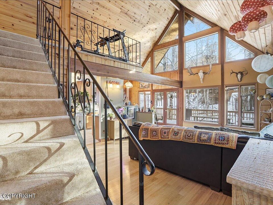 1st image of 19110 War Admiral Rd