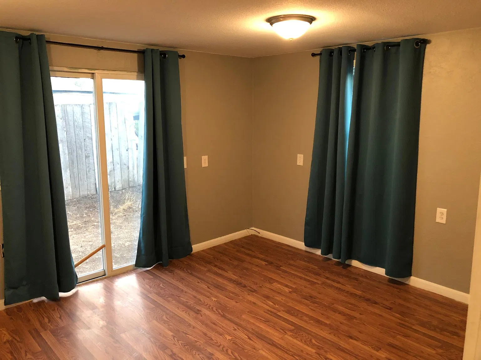 1203 Cottage St SE — Photo 4