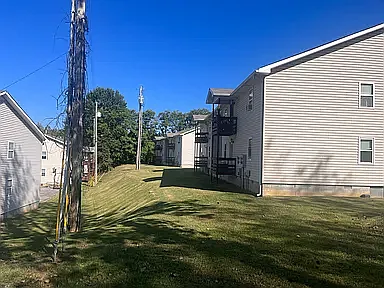 Highlander Apartments — Photo 12