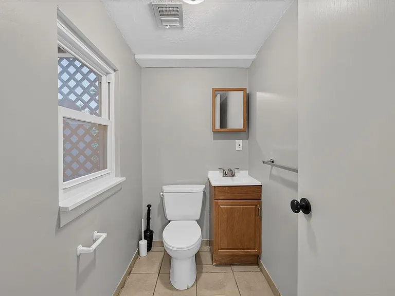 Lower-level bath