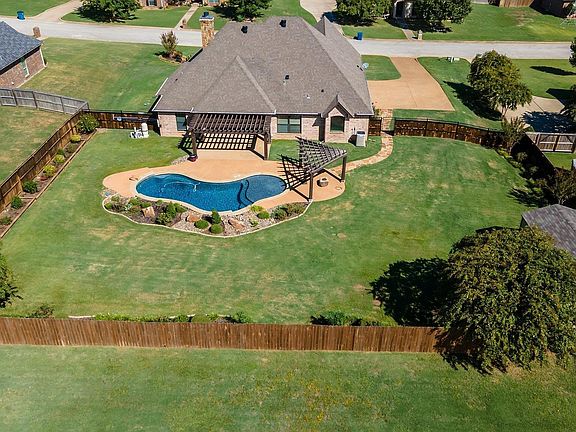 5th image of 508 Zambezi Ln