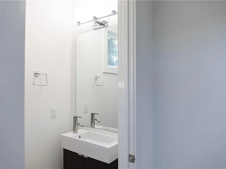 3415 Dalton St #B — Photo 14