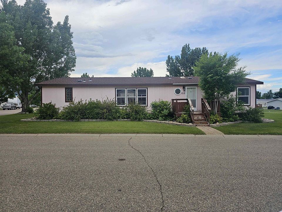1st image of 406 31st Ave SE Lot 215