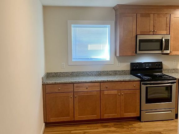 5th image of 3331 Cutshaw Ave APT 12