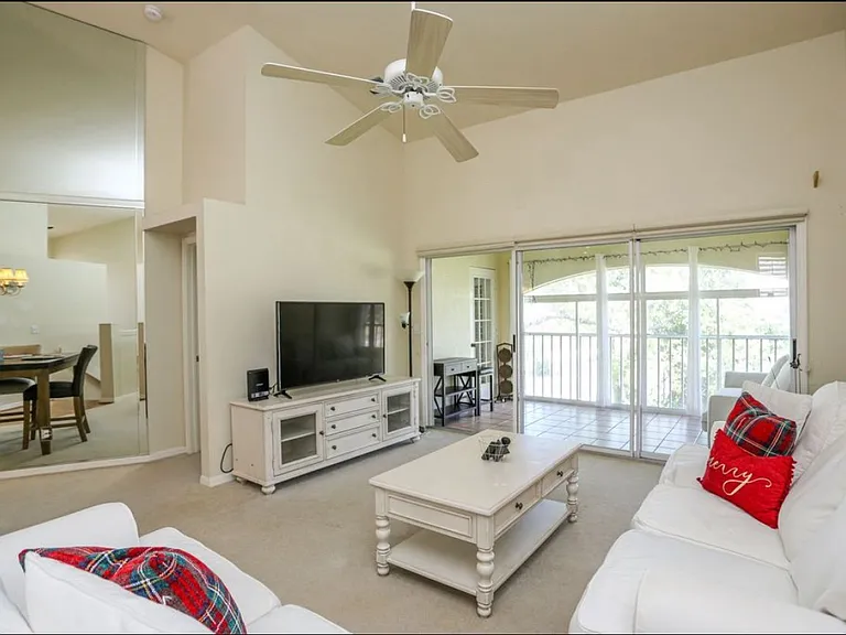 966 Woodshire Ln #204 — Photo 6