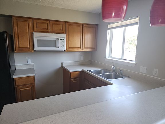 5th image of 9520 4th Bay St APT 302