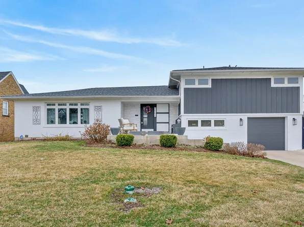 1106 N 13th Ave, Melrose Park, IL 60160