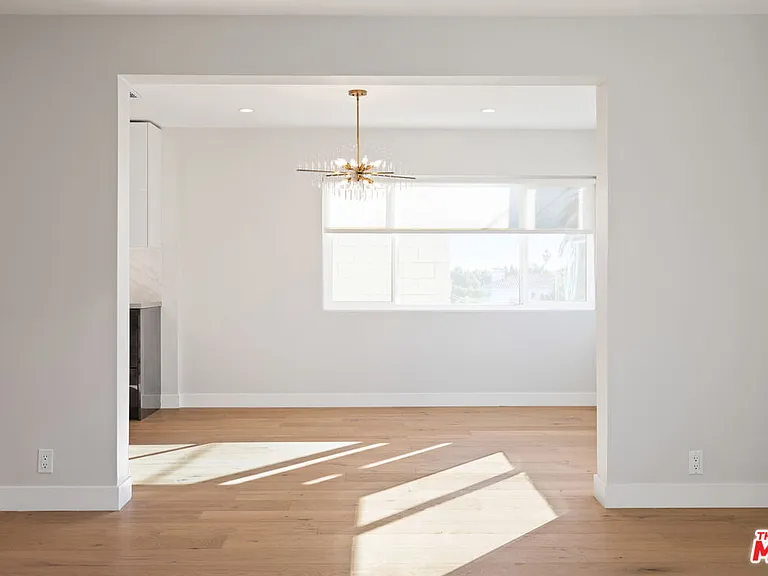 153 S Palm Dr #PENTHOUSE — Photo 8