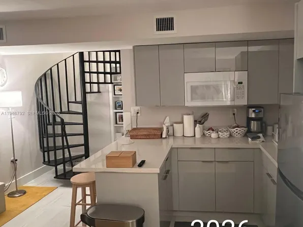 641 SW 28th Rd #641, Miami, FL 33129