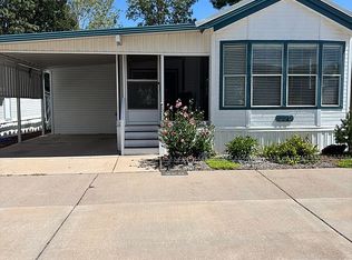 270 N Clark Rd Trailer 220, Show Low, AZ 85901