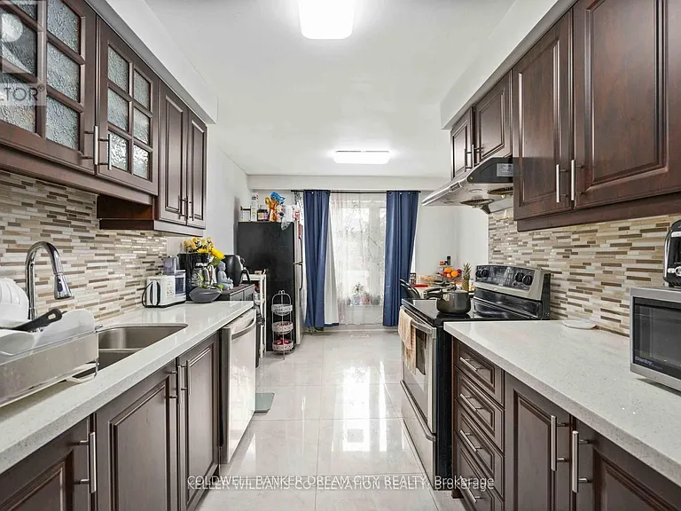 3073 Ireson Ct #UPPER — Photo 3