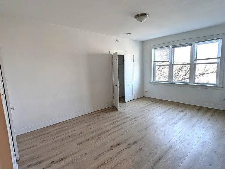 1701 W North Shore Ave #3A — Photo 1