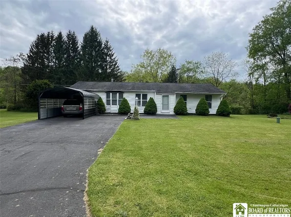 3327 Dry Brook Rd, Falconer, NY 14733