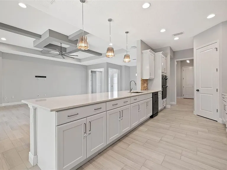 7135 Tamworth Pkwy — Photo 12